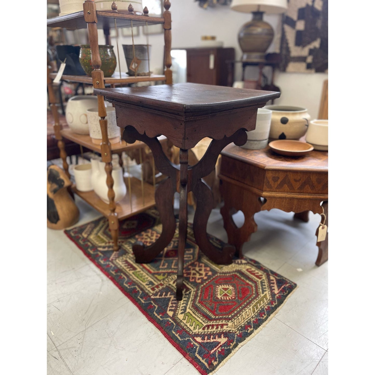 Vintage Victorian Style Accent Table With Carved Wood Legs.